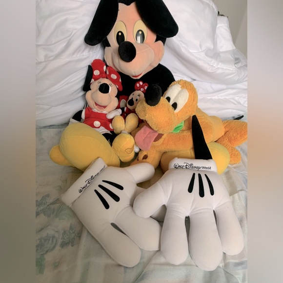 Disney stuffies Mickey Mouse, Minnie Mouse, Pluto Authentic Disney Toys - Picture 1 of 7